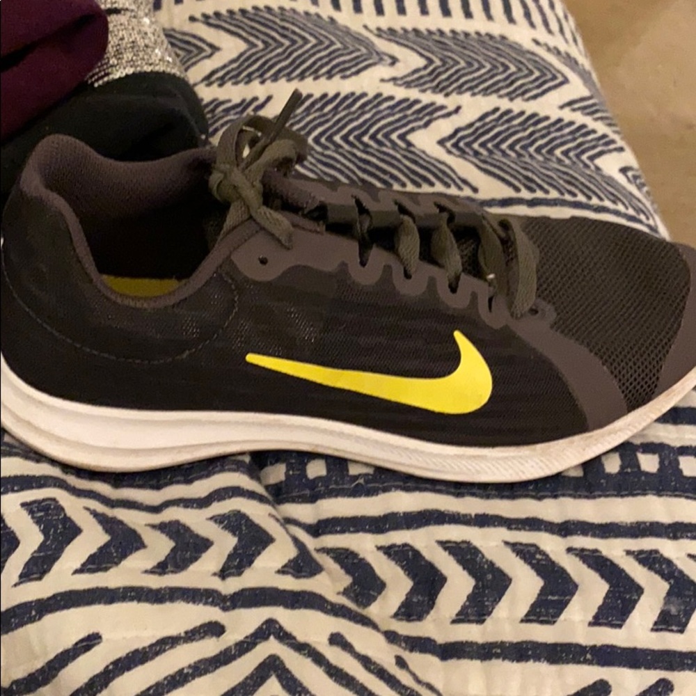 Nike boys shoes